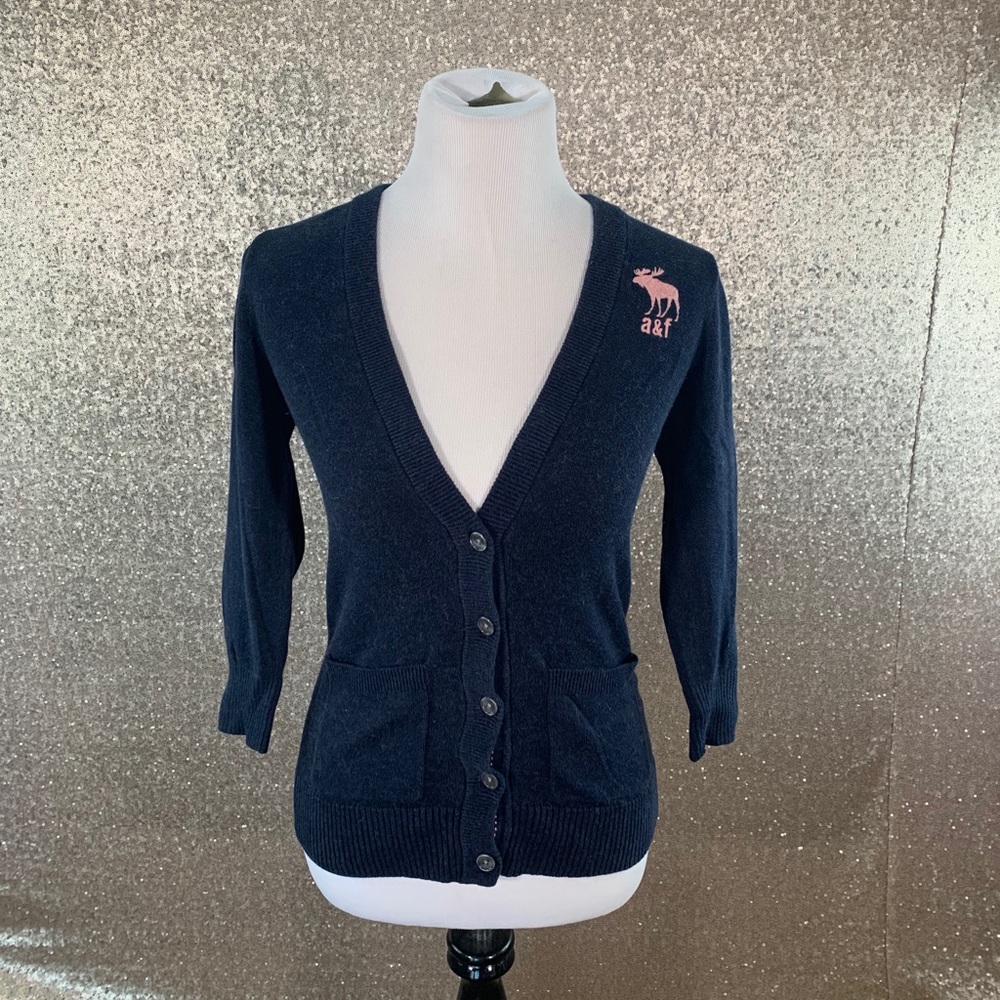 Abercrombie & Fitch Kids Navy Sweater           B2